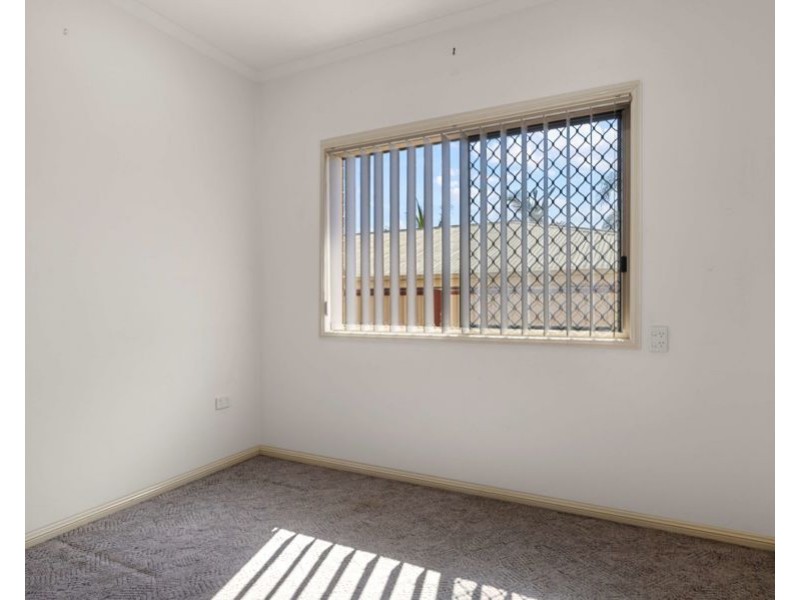 55 Furness Rd, Southside QLD 4570