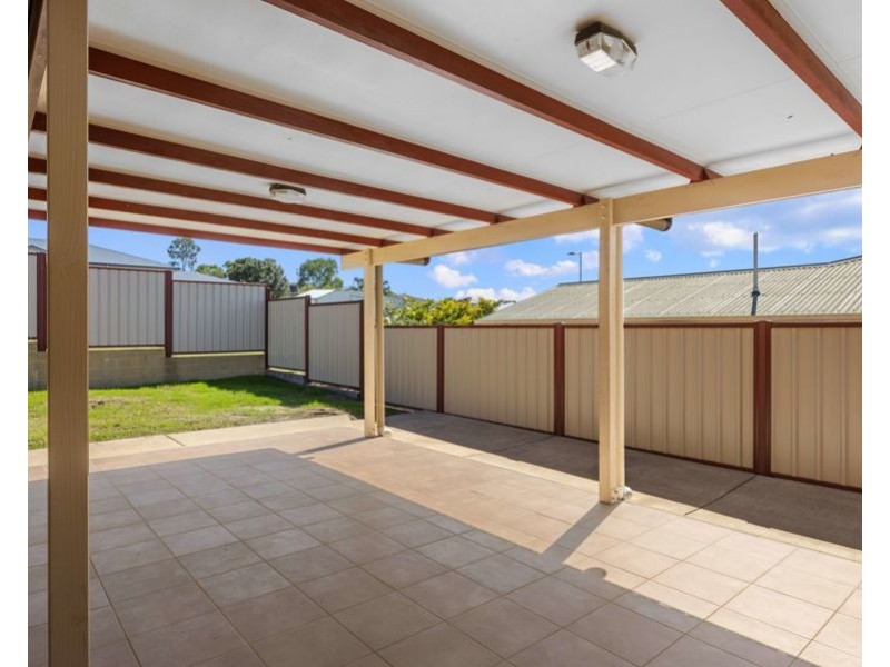 55 Furness Rd, Southside QLD 4570