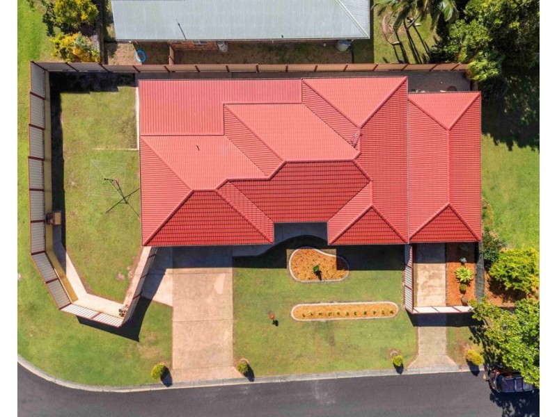 55 Furness Rd, Southside QLD 4570