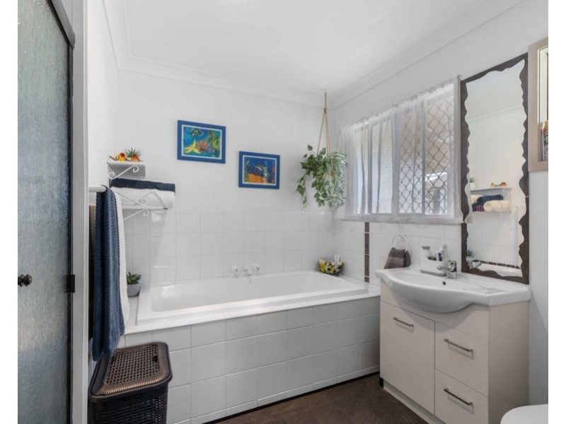 20 Heather Joy Crescent, Curra QLD 4570