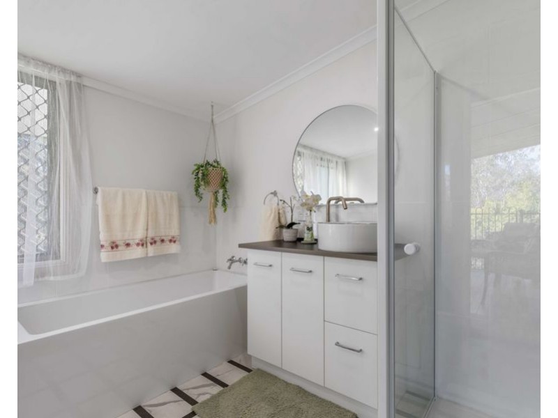 20 Heather Joy Crescent, Curra QLD 4570