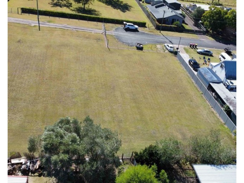 10 & 12 Elliott Street, Goomeri QLD 4601