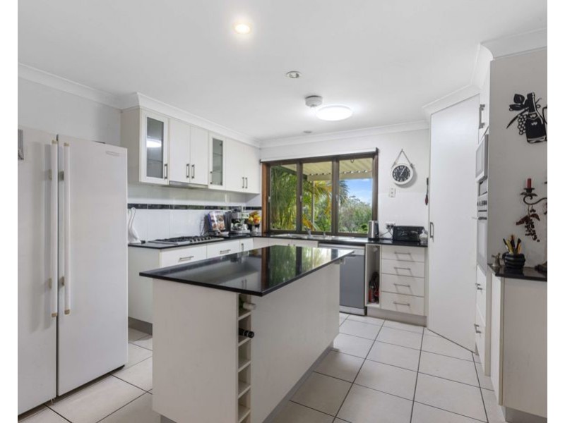 12 Arnold Road, Veteran QLD 4570