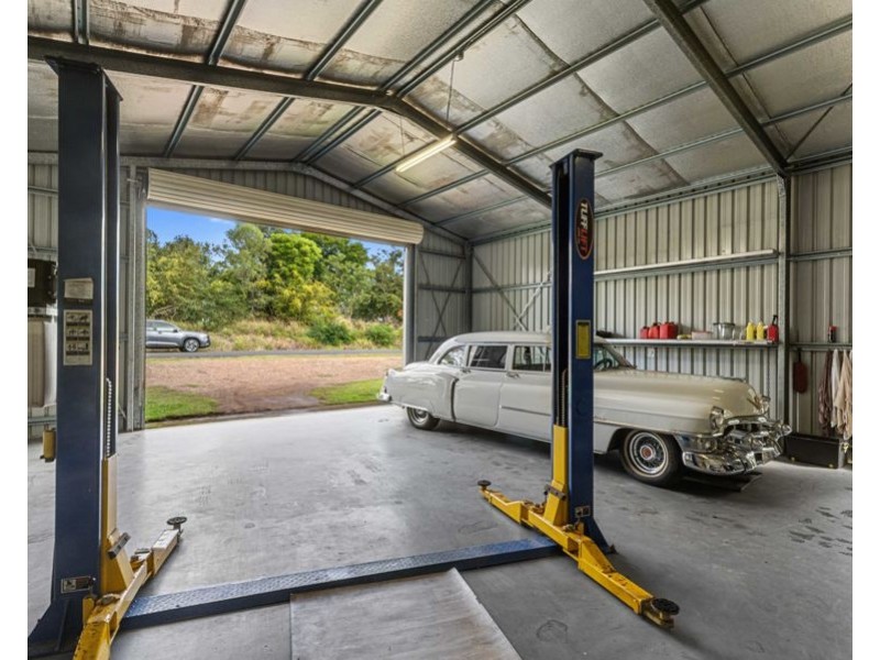 12 Arnold Road, Veteran QLD 4570