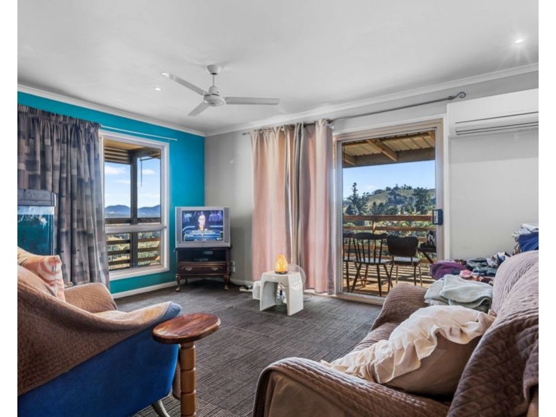 160 Little Road, Glastonbury QLD 4570