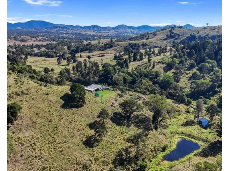 160 Little Road, Glastonbury QLD 4570