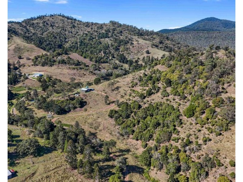 160 Little Road, Glastonbury QLD 4570