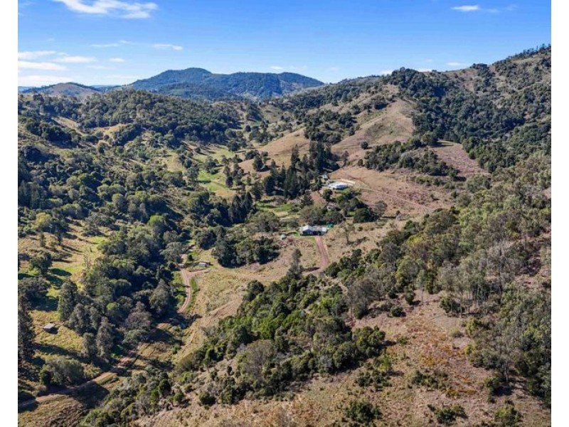 160 Little Road, Glastonbury QLD 4570