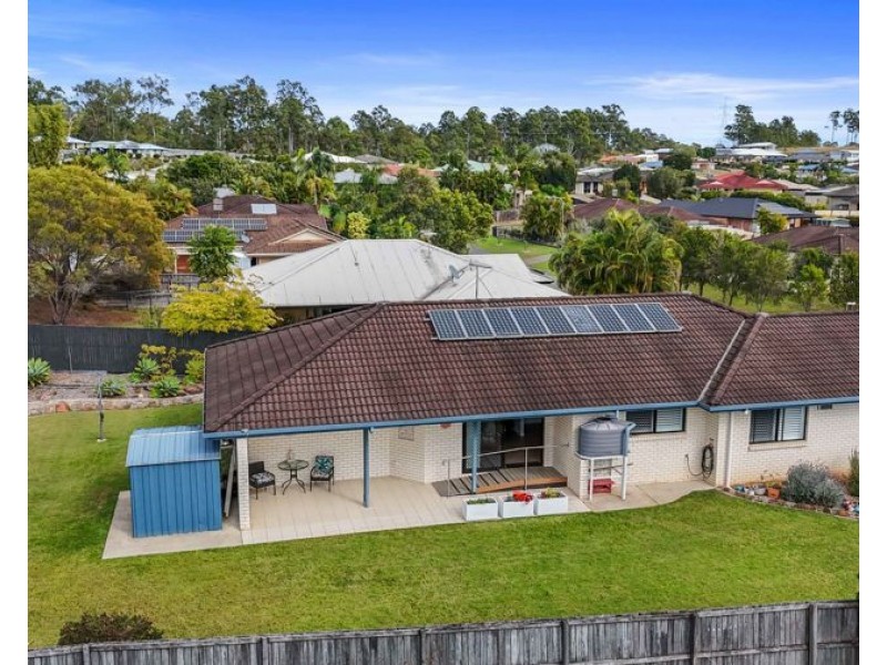 5 Inverness Street, Southside QLD 4570