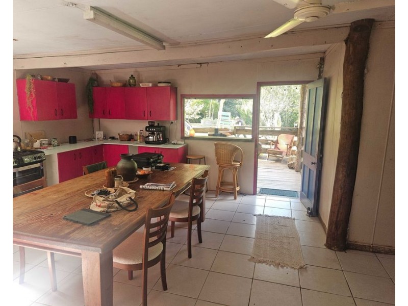 85 Antimony Road, Neerdie QLD 4570