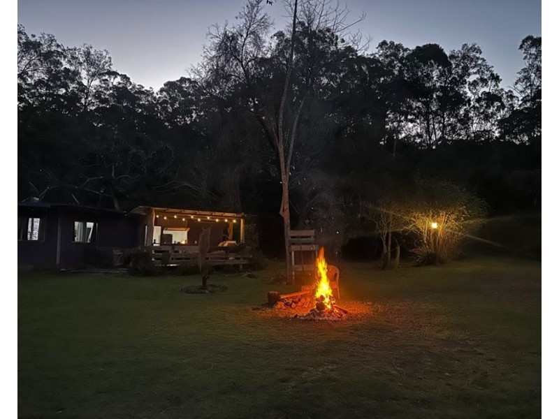 85 Antimony Road, Neerdie QLD 4570