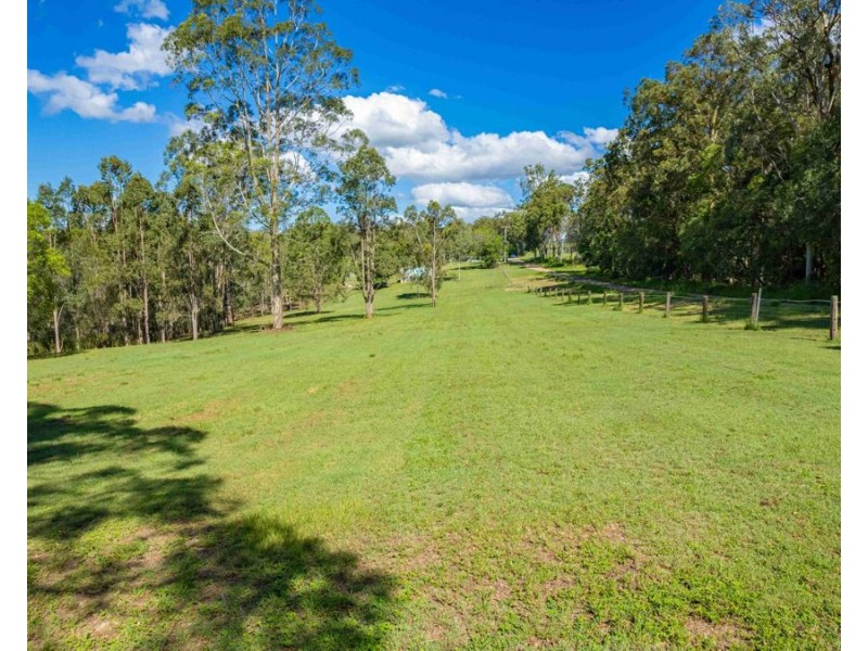 690 Fishermans Pocket Rd, Fishermans Pocket QLD 4570