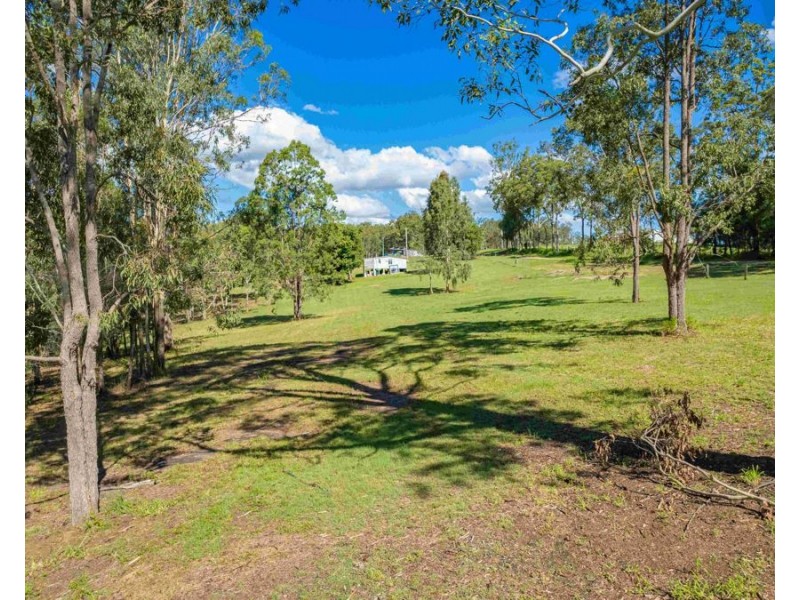 690 Fishermans Pocket Rd, Fishermans Pocket QLD 4570