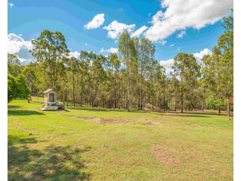 690 Fishermans Pocket Rd, Fishermans Pocket QLD 4570