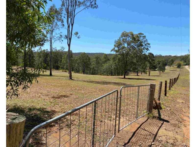 690 Fishermans Pocket Rd, Fishermans Pocket QLD 4570
