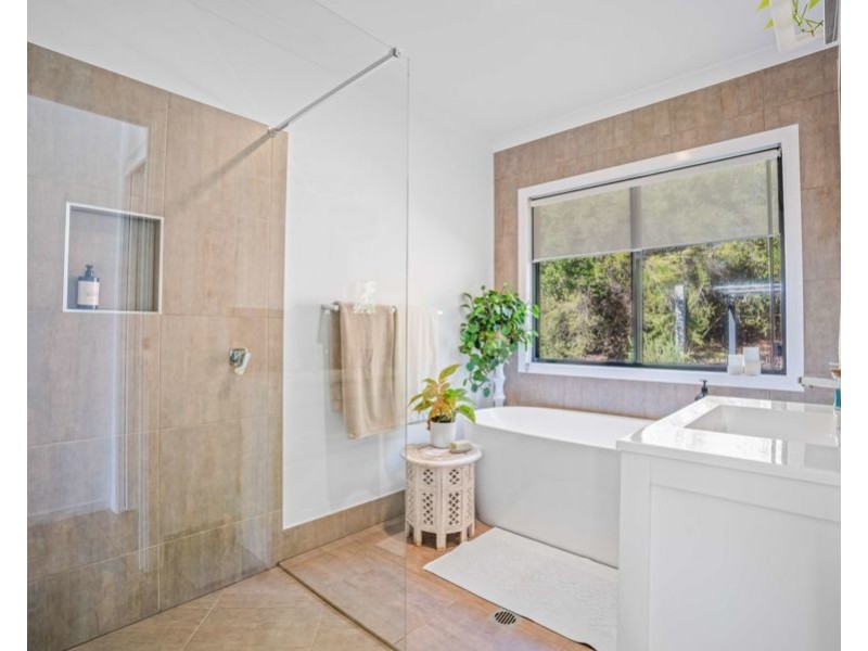 118 Silky Oak Drive, Nahrunda QLD 4570