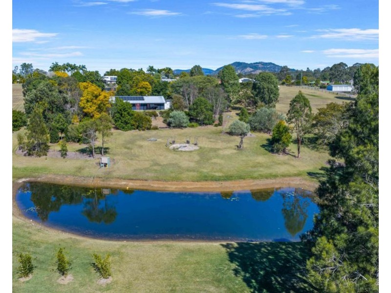 118 Silky Oak Drive, Nahrunda QLD 4570