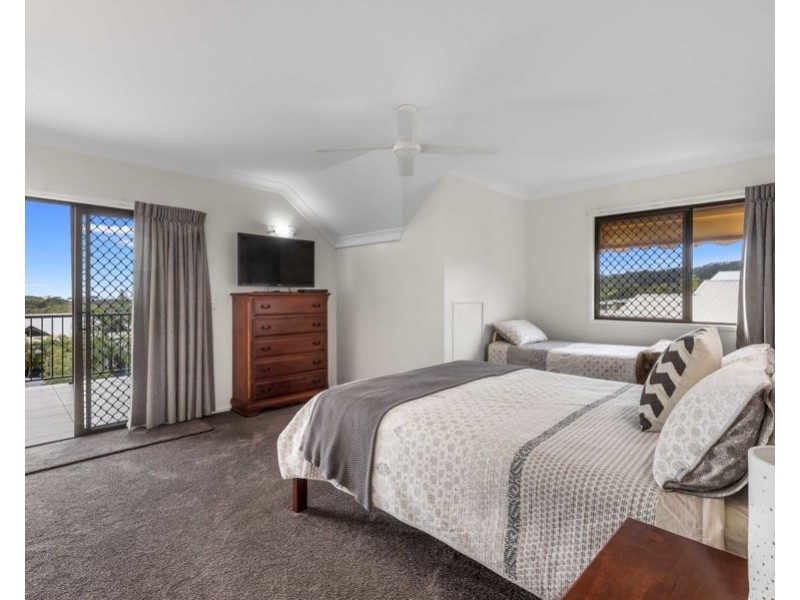 34 Manooka Drive, Rainbow Beach QLD 4581