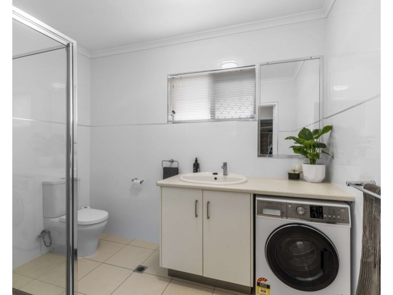 34 Manooka Drive, Rainbow Beach QLD 4581