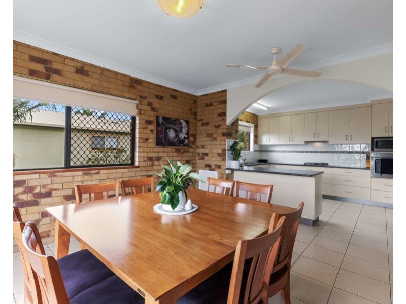 34 Manooka Drive, Rainbow Beach QLD 4581