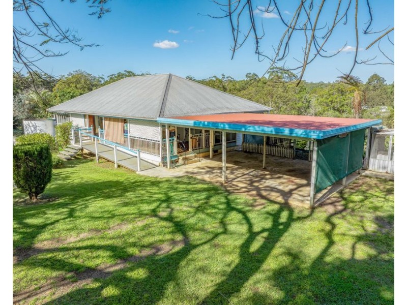 63 Summit Road, Pomona QLD 4568