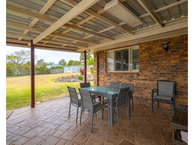 4 Crystal Court, Southside QLD 4570