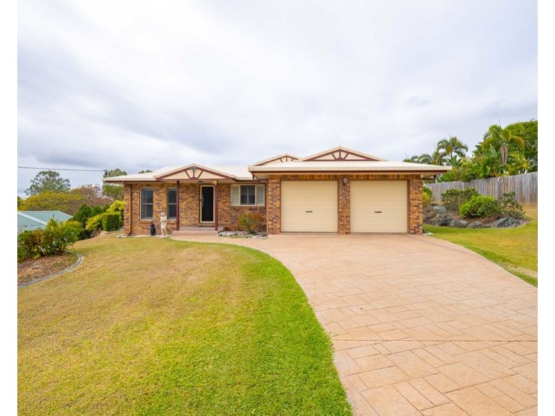 4 Crystal Court, Southside QLD 4570