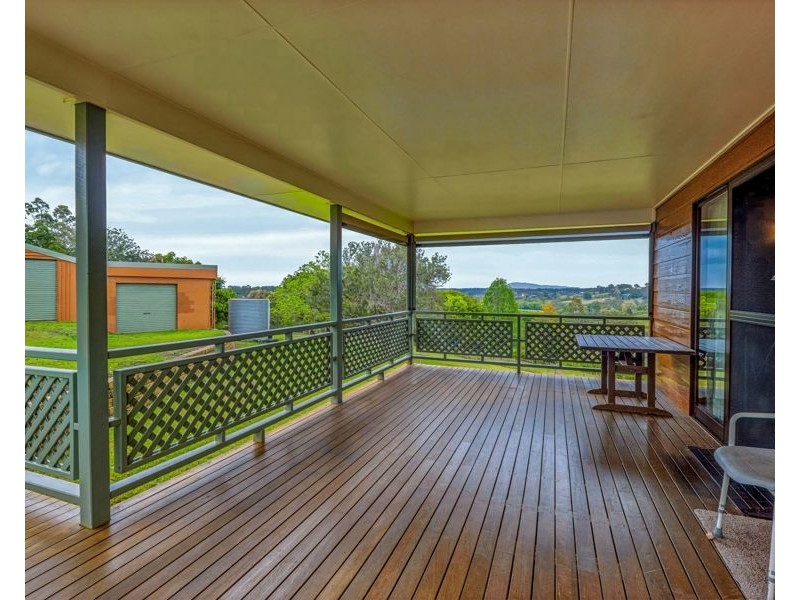 105 Hood Road, Veteran QLD 4570