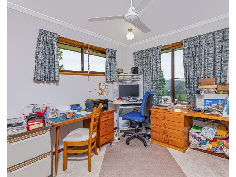 105 Hood Road, Veteran QLD 4570
