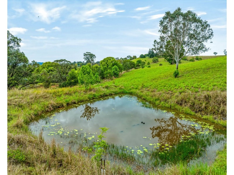 105 Hood Road, Veteran QLD 4570