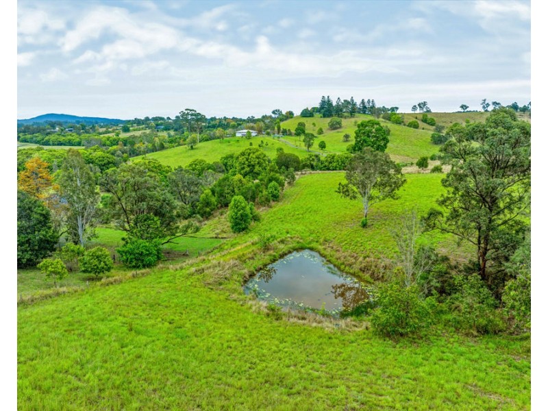 105 Hood Road, Veteran QLD 4570