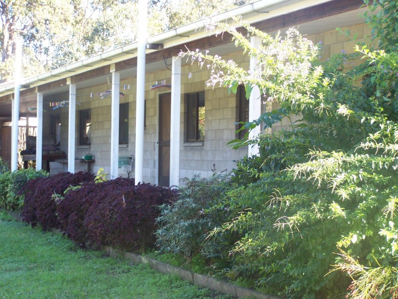 Canina QLD 4570