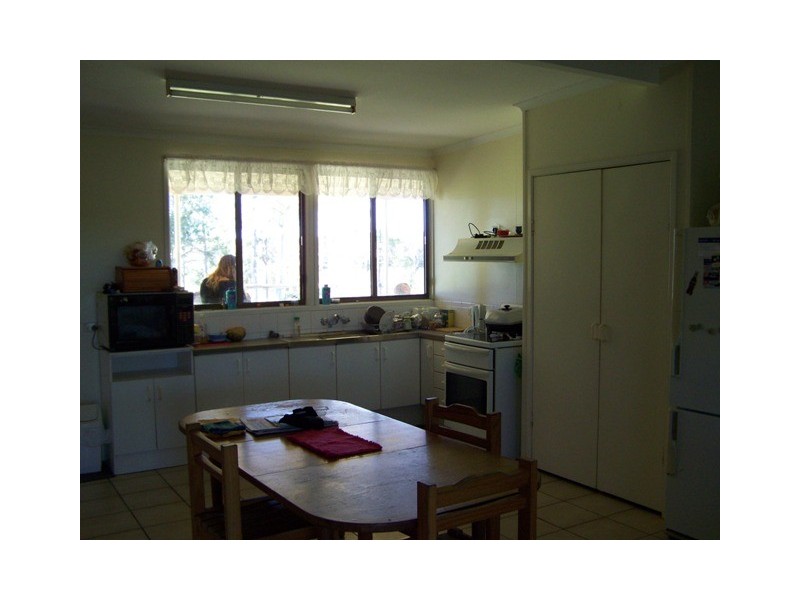 Goomboorian QLD 4570
