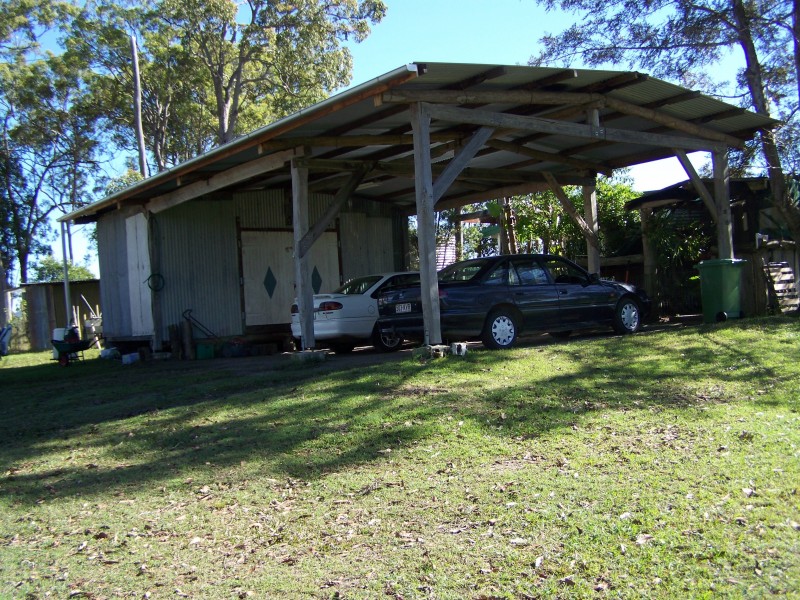 Goomboorian QLD 4570