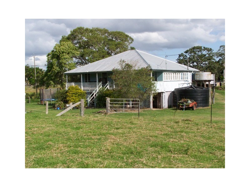 Canina QLD 4570