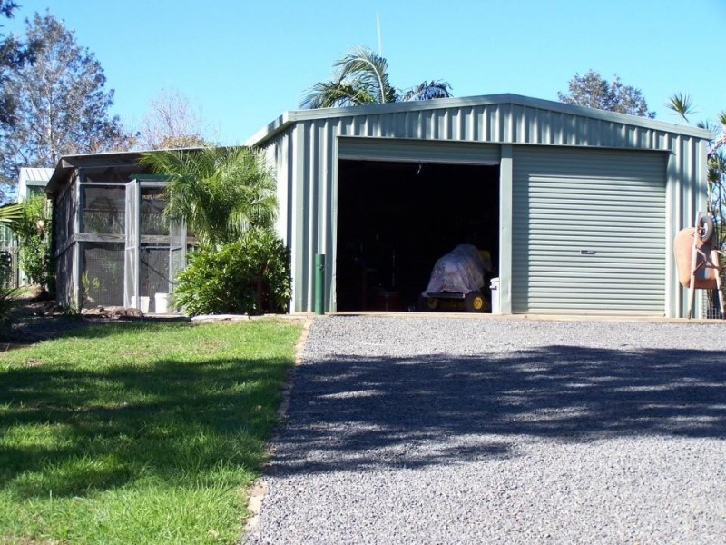 Canina QLD 4570