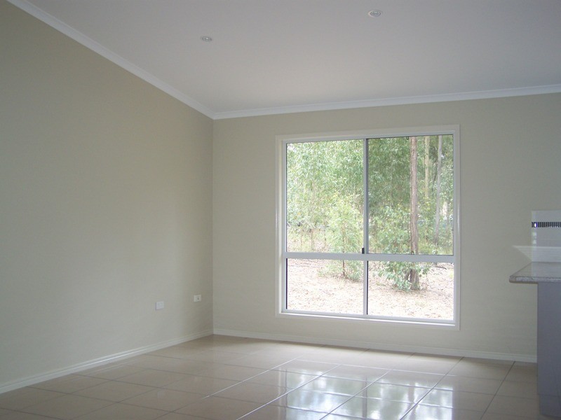 Glenwood QLD 4570