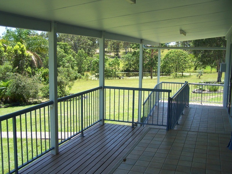 Araluen QLD 4570