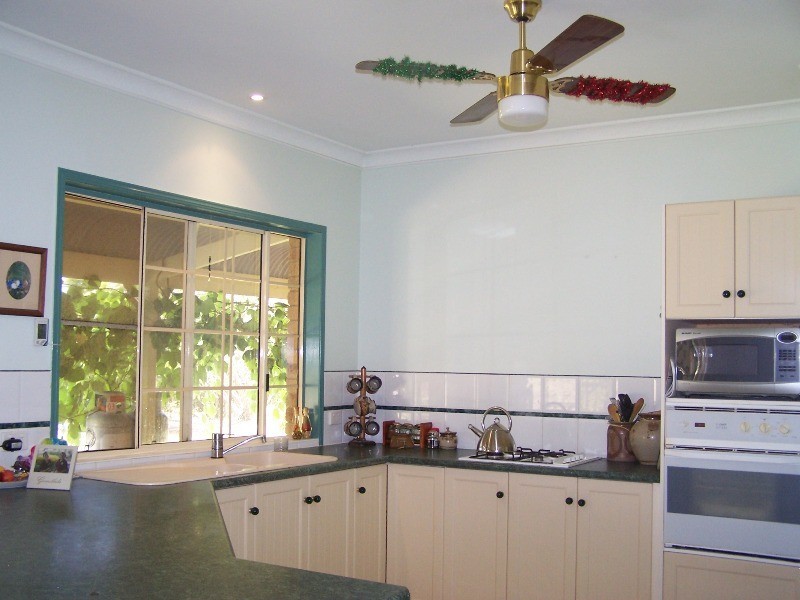 Glastonbury QLD 4570
