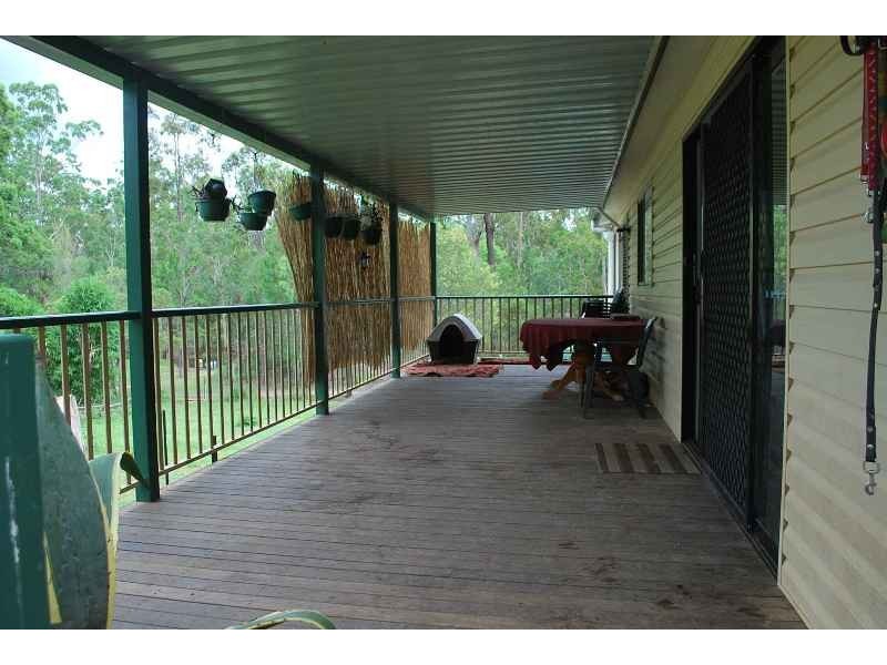 Glenwood QLD 4570