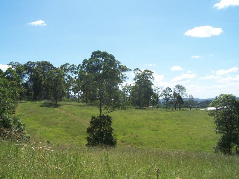 Mcintosh Creek QLD 4570