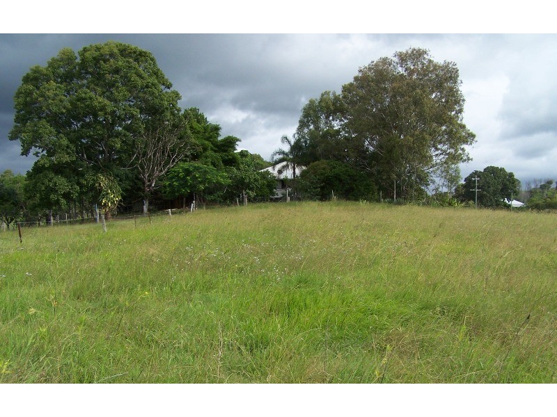 Mcintosh Creek QLD 4570