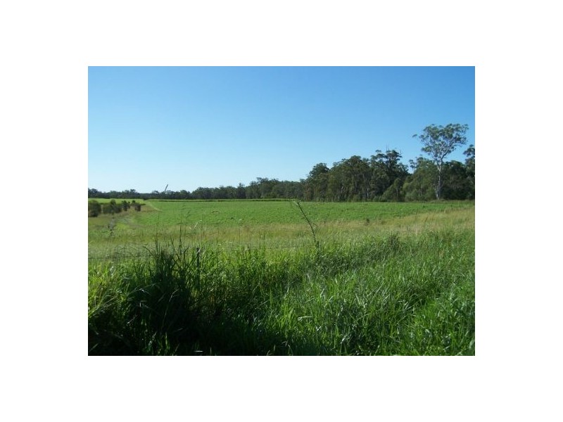 Goomboorian QLD 4570