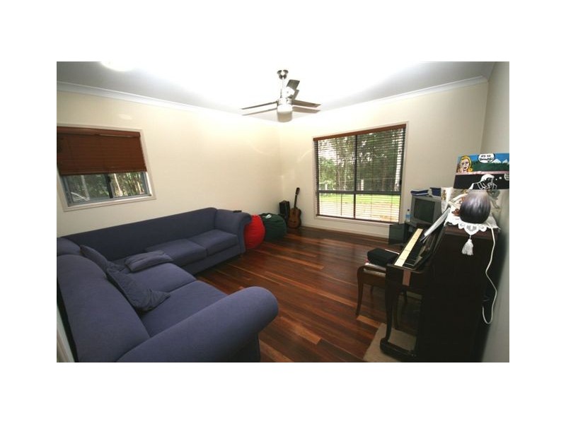 Neusa Vale QLD 4570