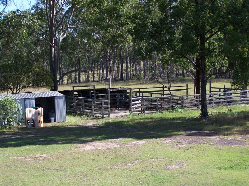 Glenwood QLD 4570