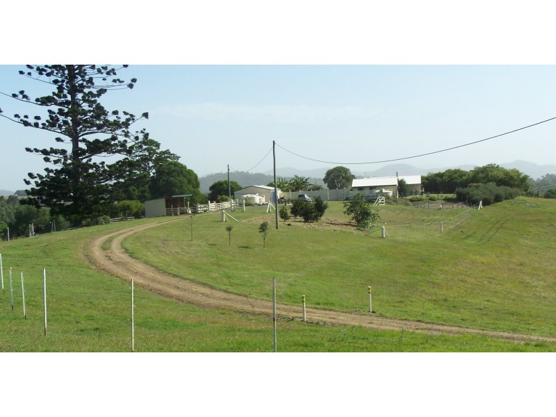 Traveston QLD 4570