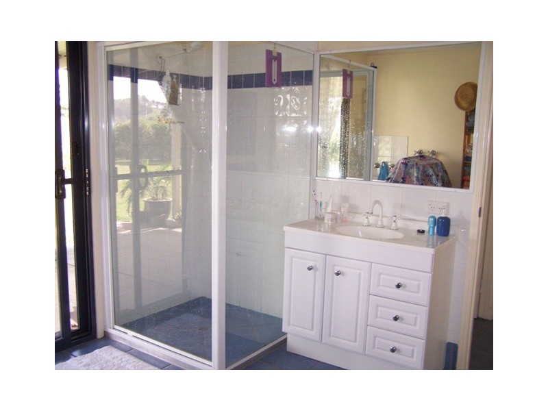 Traveston QLD 4570