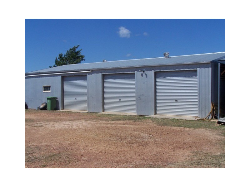 Veteran QLD 4570