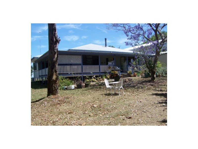 Canina QLD 4570