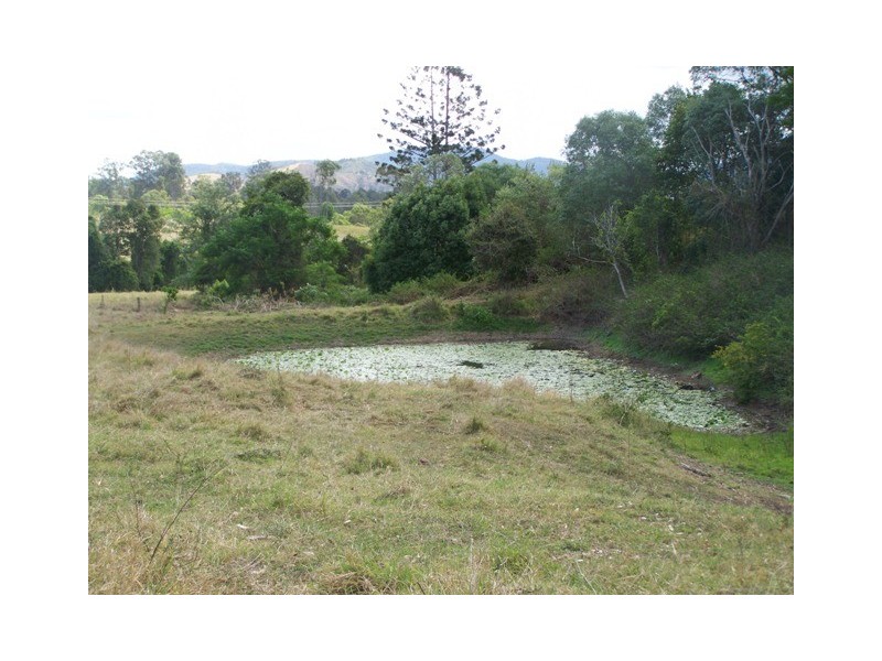 Mcintosh Creek QLD 4570